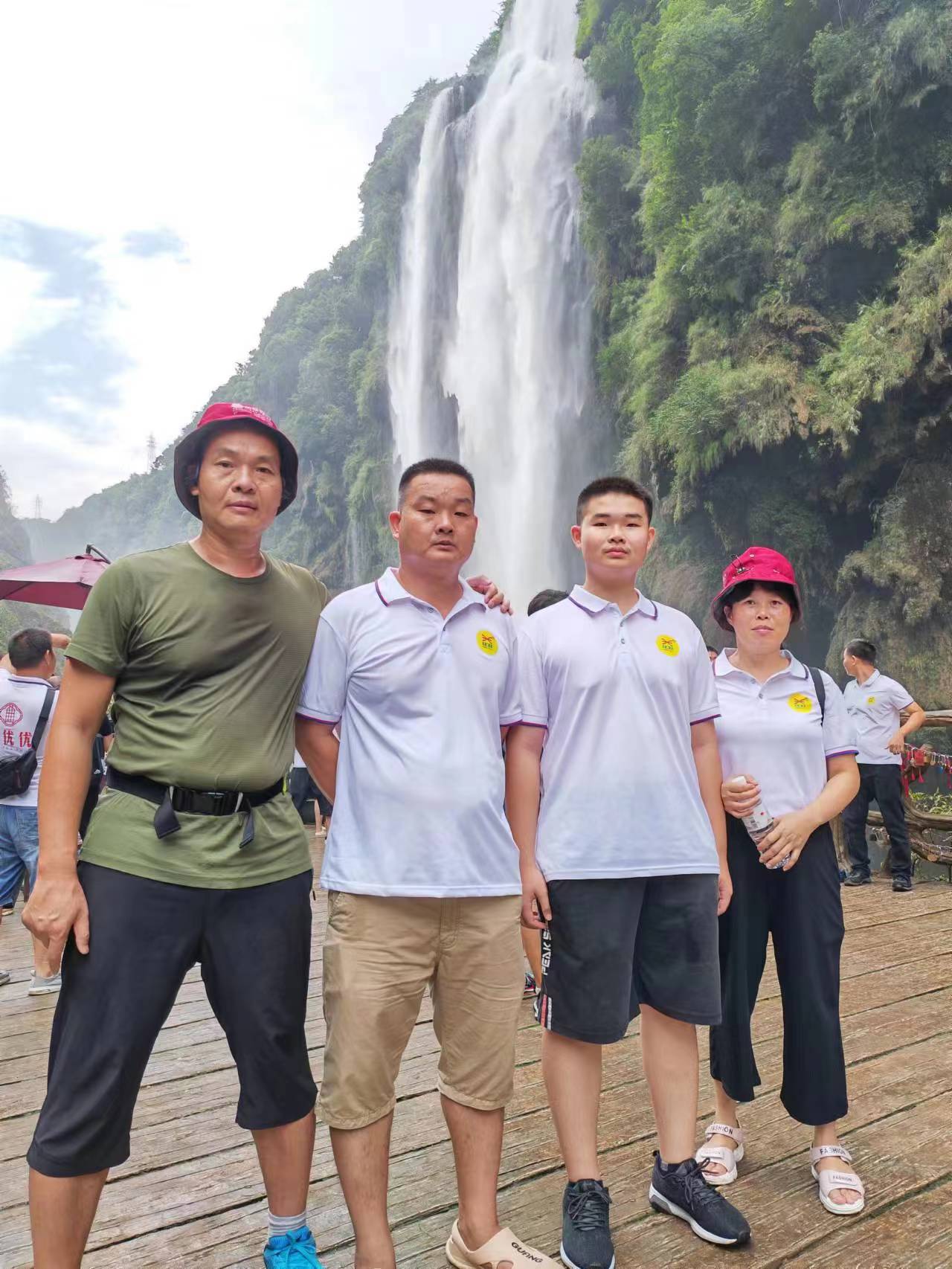 11 與美景相約，與家人同行